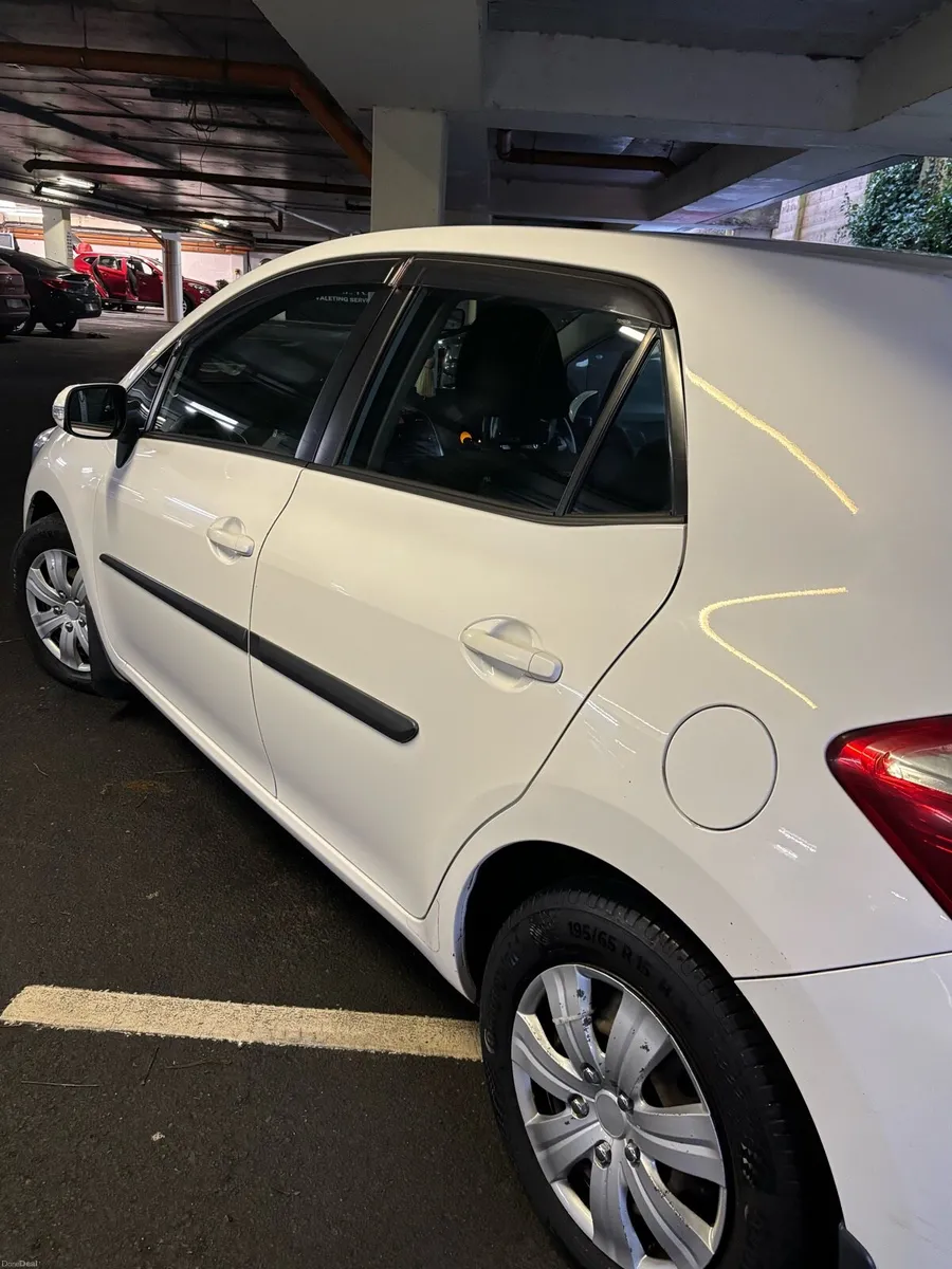 Toyota Auris - Image 4