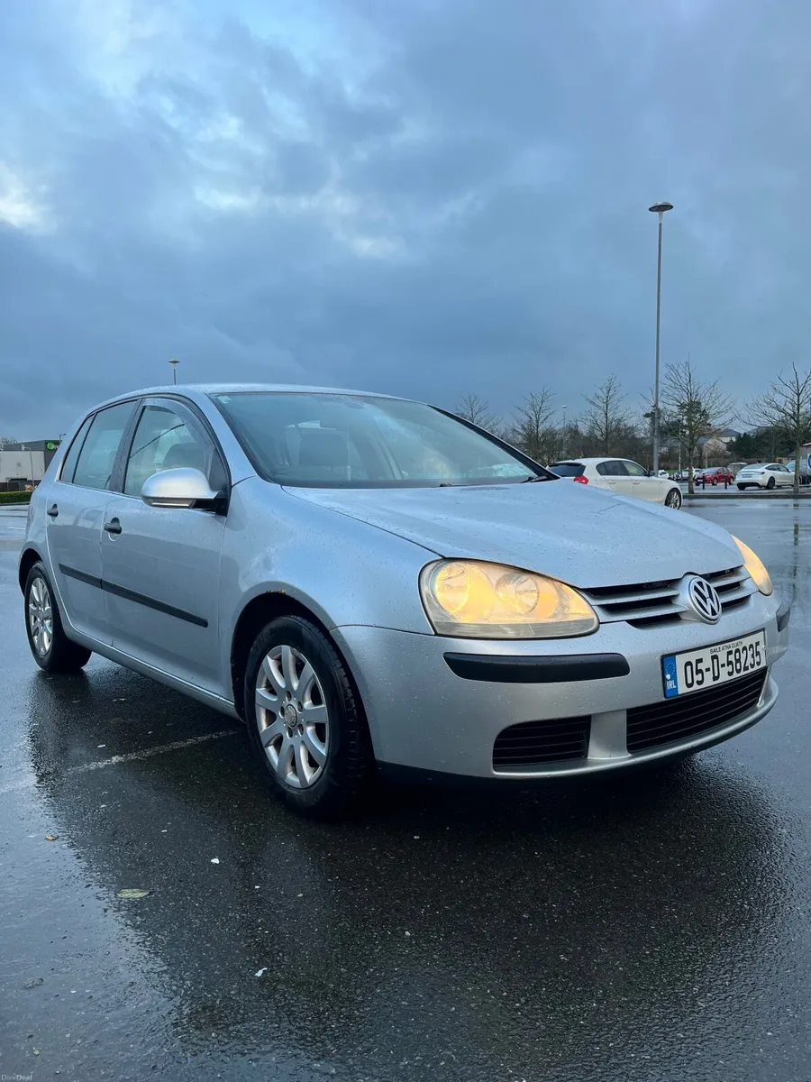 Volkswagen Golf 2005 - Image 1