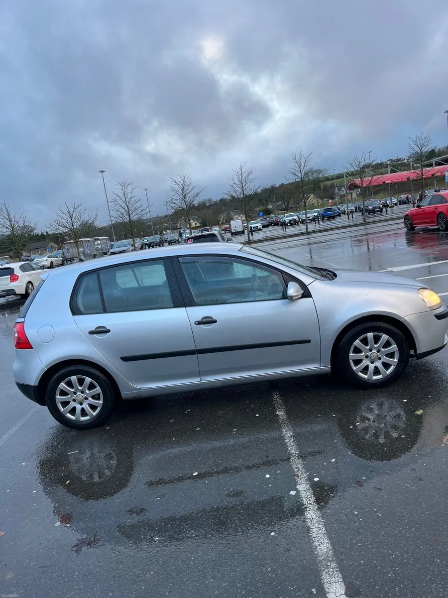 Volkswagen Golf 2005 - Image 3