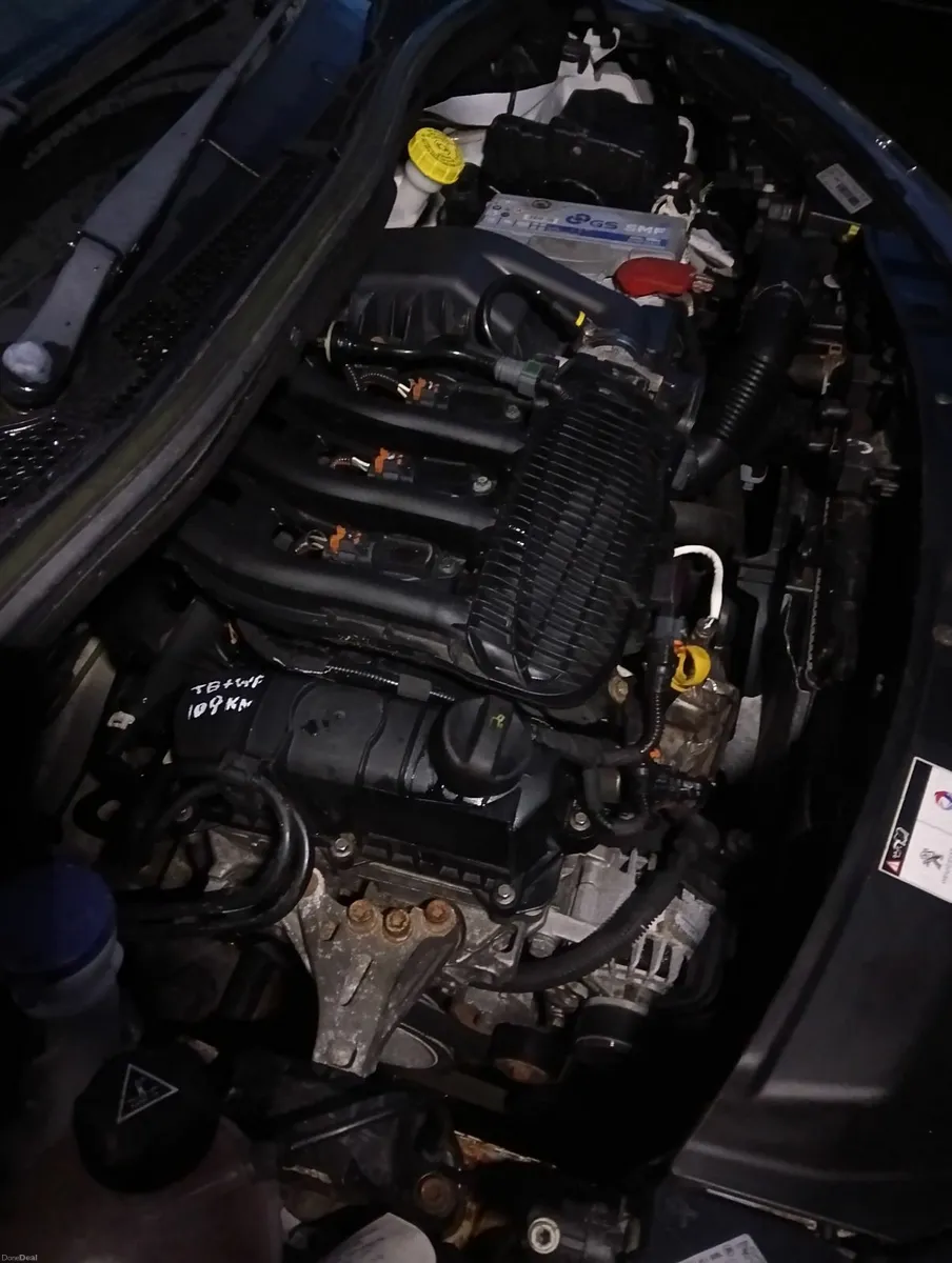 Peugeot 208 2015 - Image 2