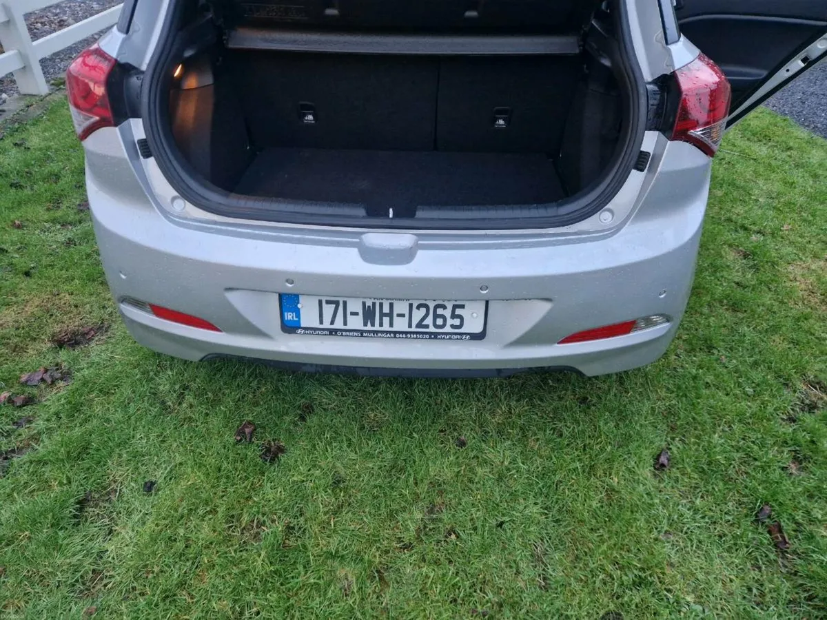 Hyundai i20 - Image 3