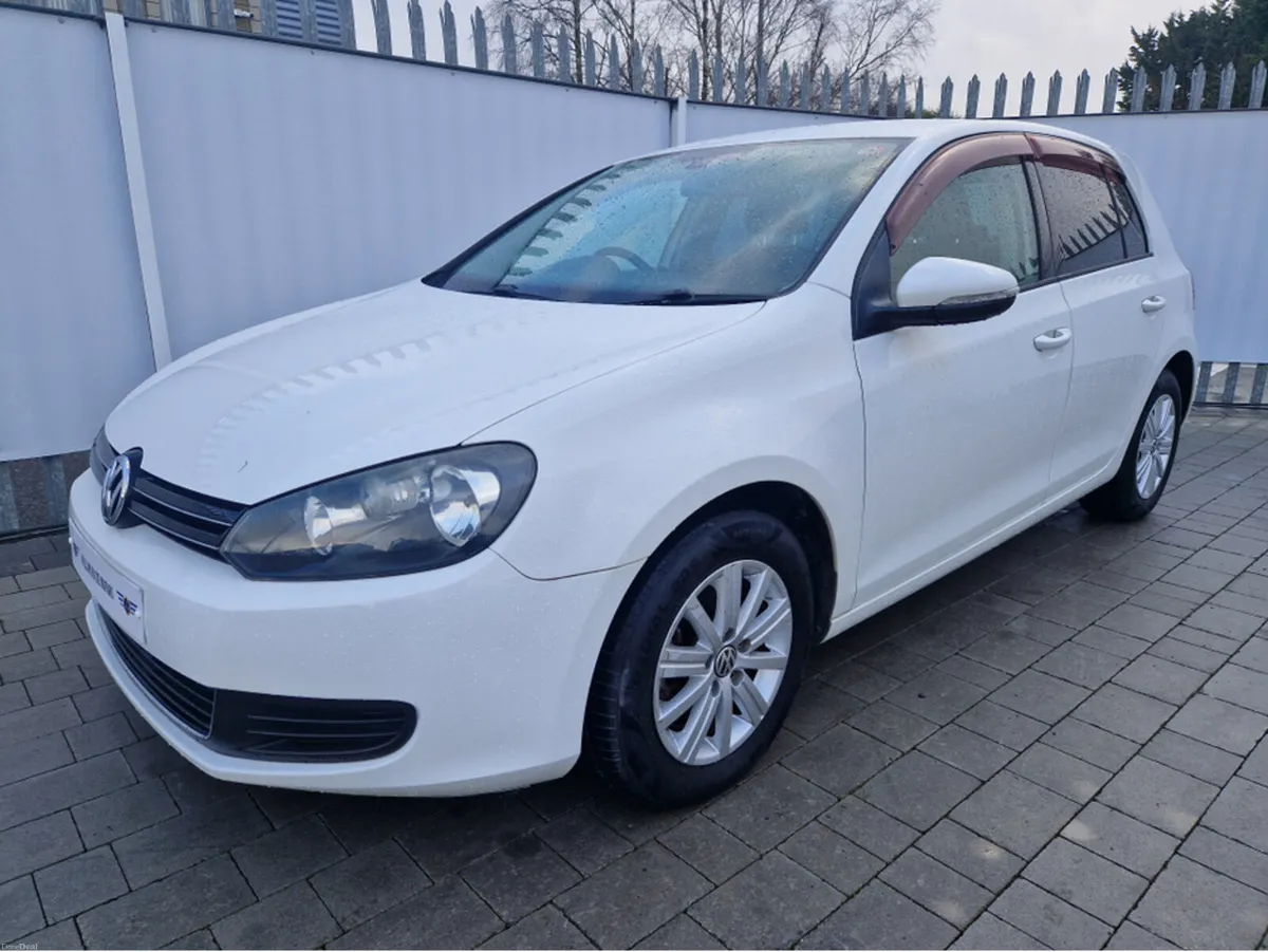 Volkswagen Golf 1.2 PETROL AUTO - Image 3