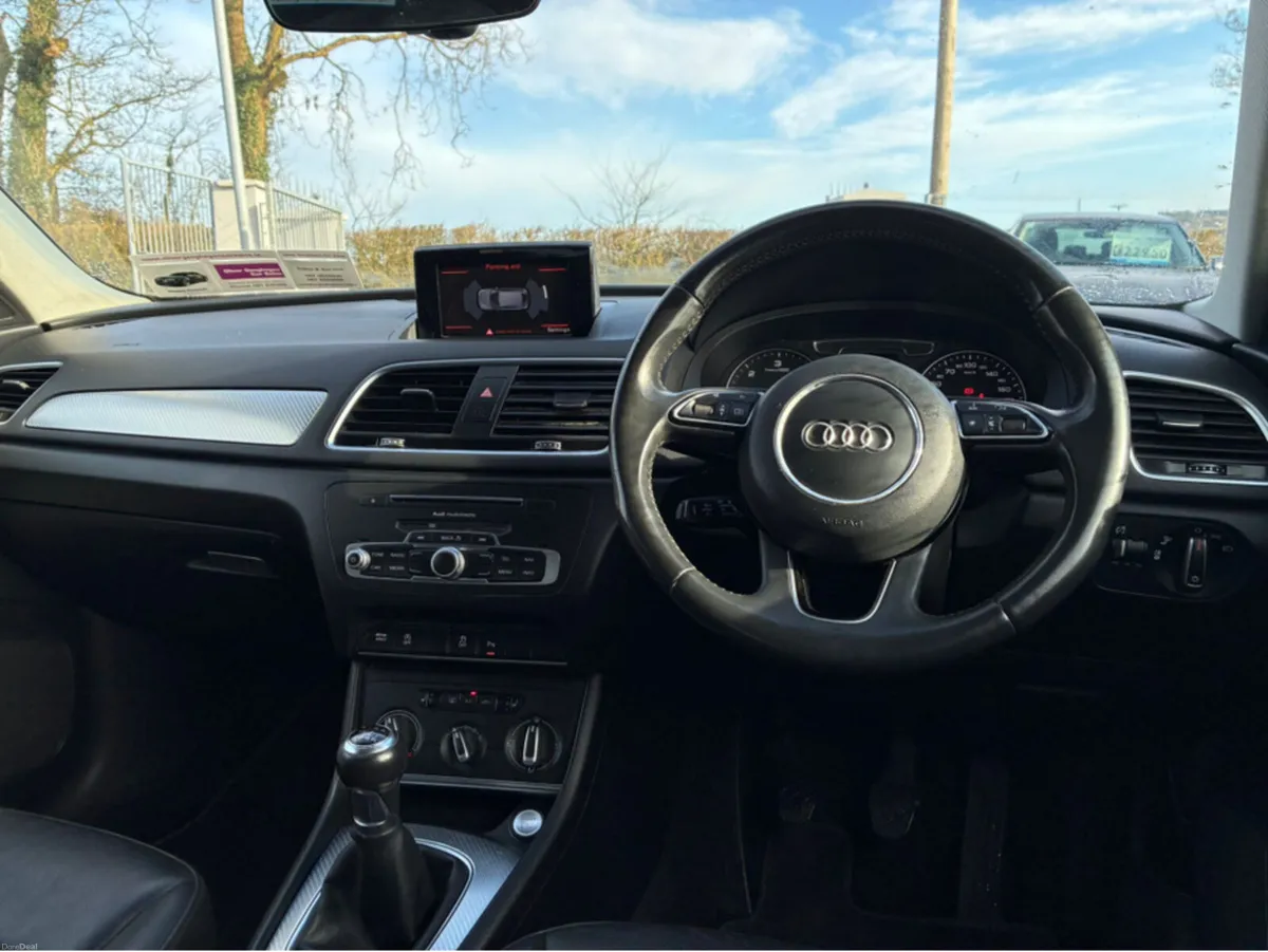 Audi Q3 2.0 TDI 120 SE (BLACK LEATHER) - Image 4