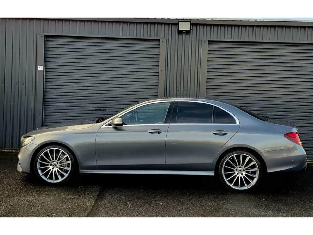 Mercedes-Benz E-Class AMG Line - Image 4