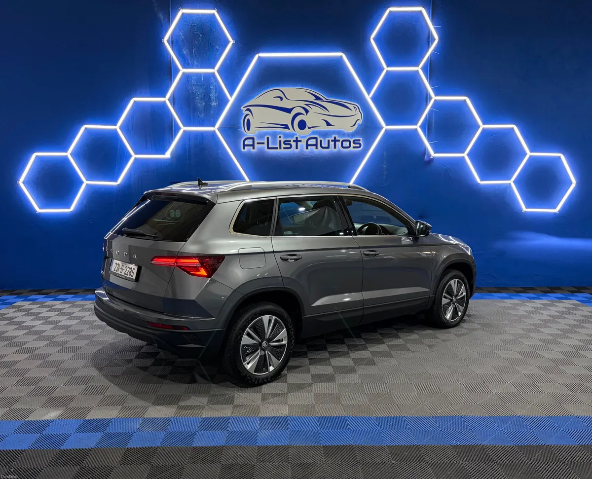 Skoda Karoq 2.0TDI AMB / FINANCE AVAILABLE - Image 3