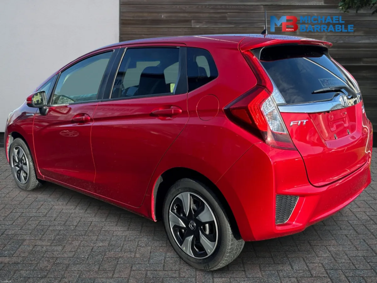 Honda Fit 1.5L Petrol Hybrid Automatic - Image 4