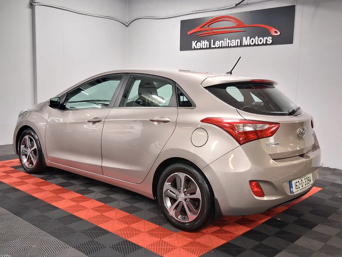 2016 Hyundai i30 DELUXE - Image 3