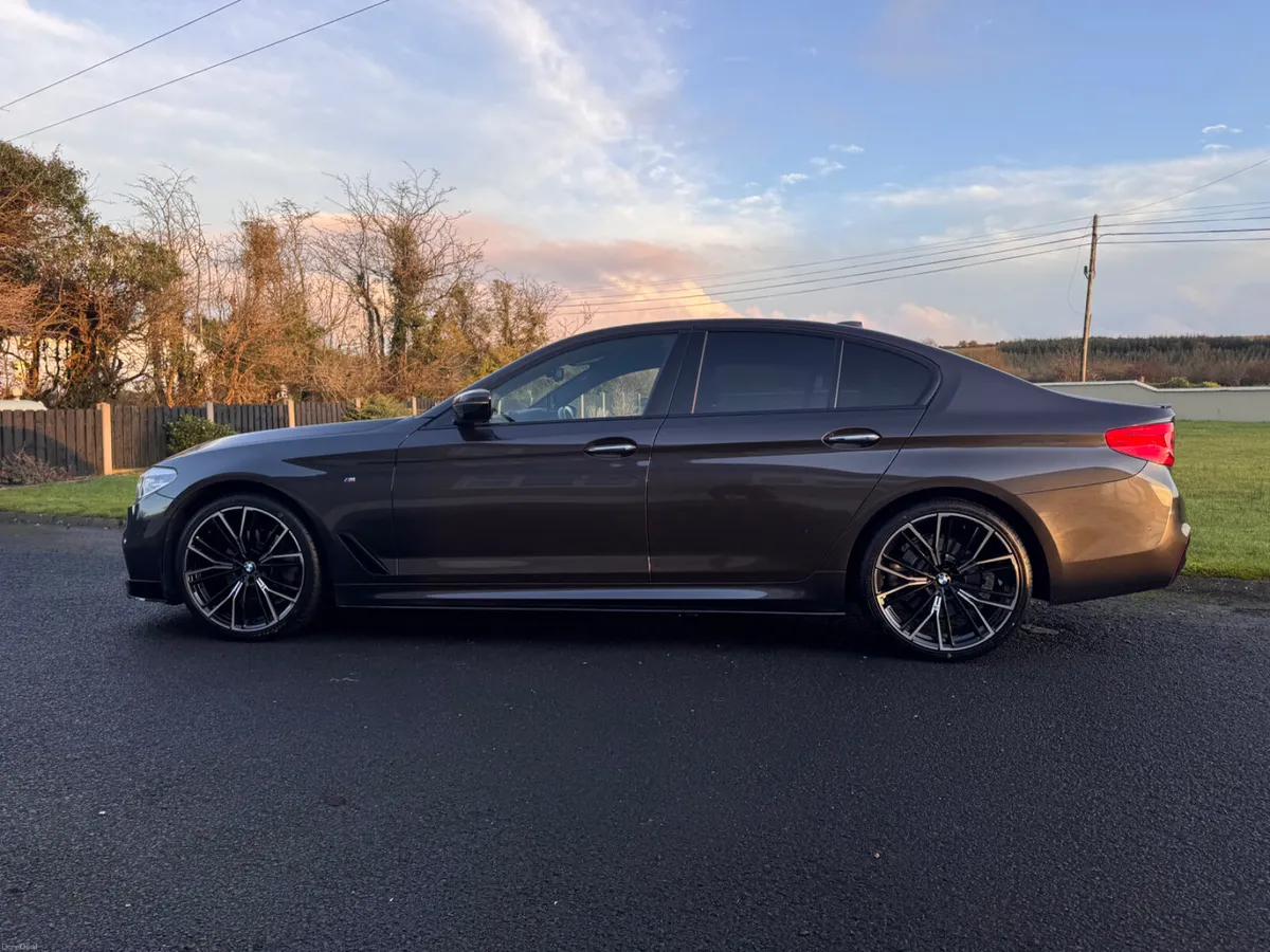 2018 BMW 520D M-SPORT - Image 2