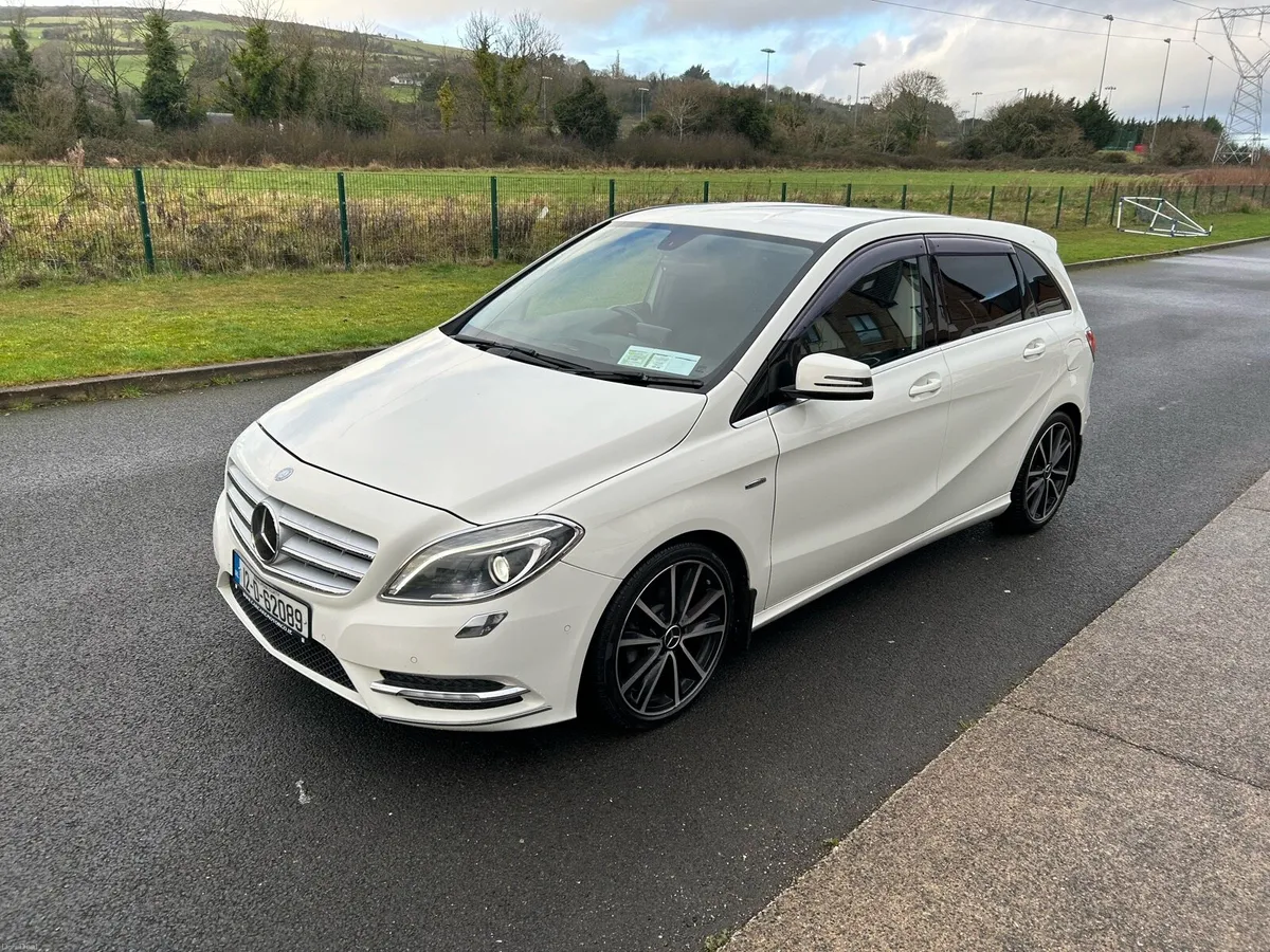 12 MERCEDES B-CLASS AUTO €6,950 - Image 3