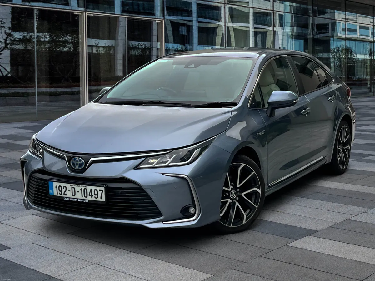 Toyota Corolla Hybrid SOL Full Toyota Sandyford SH - Image 3