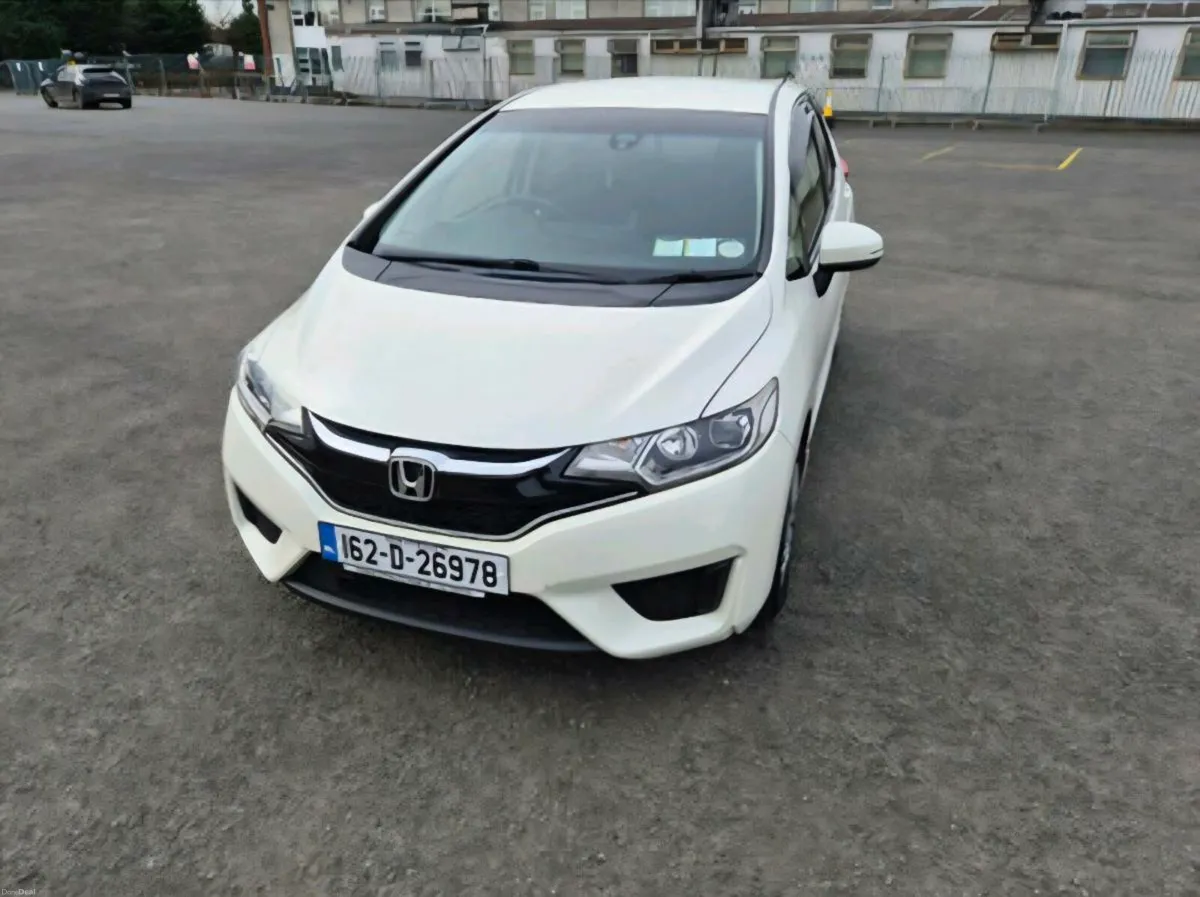 Honda Fit 2016 - Image 1