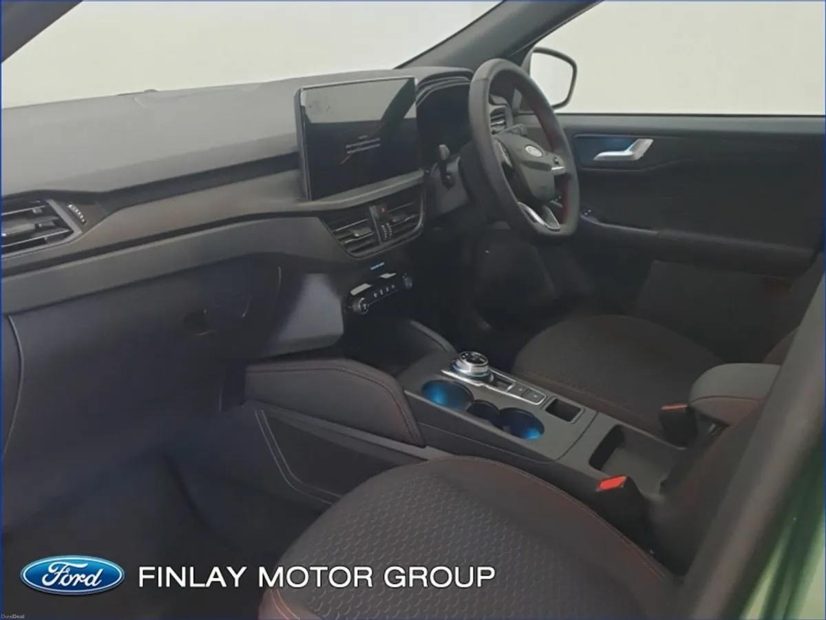 Ford Kuga New Model 2.5 Duratec 243PS PHEV ST-Line - Image 4