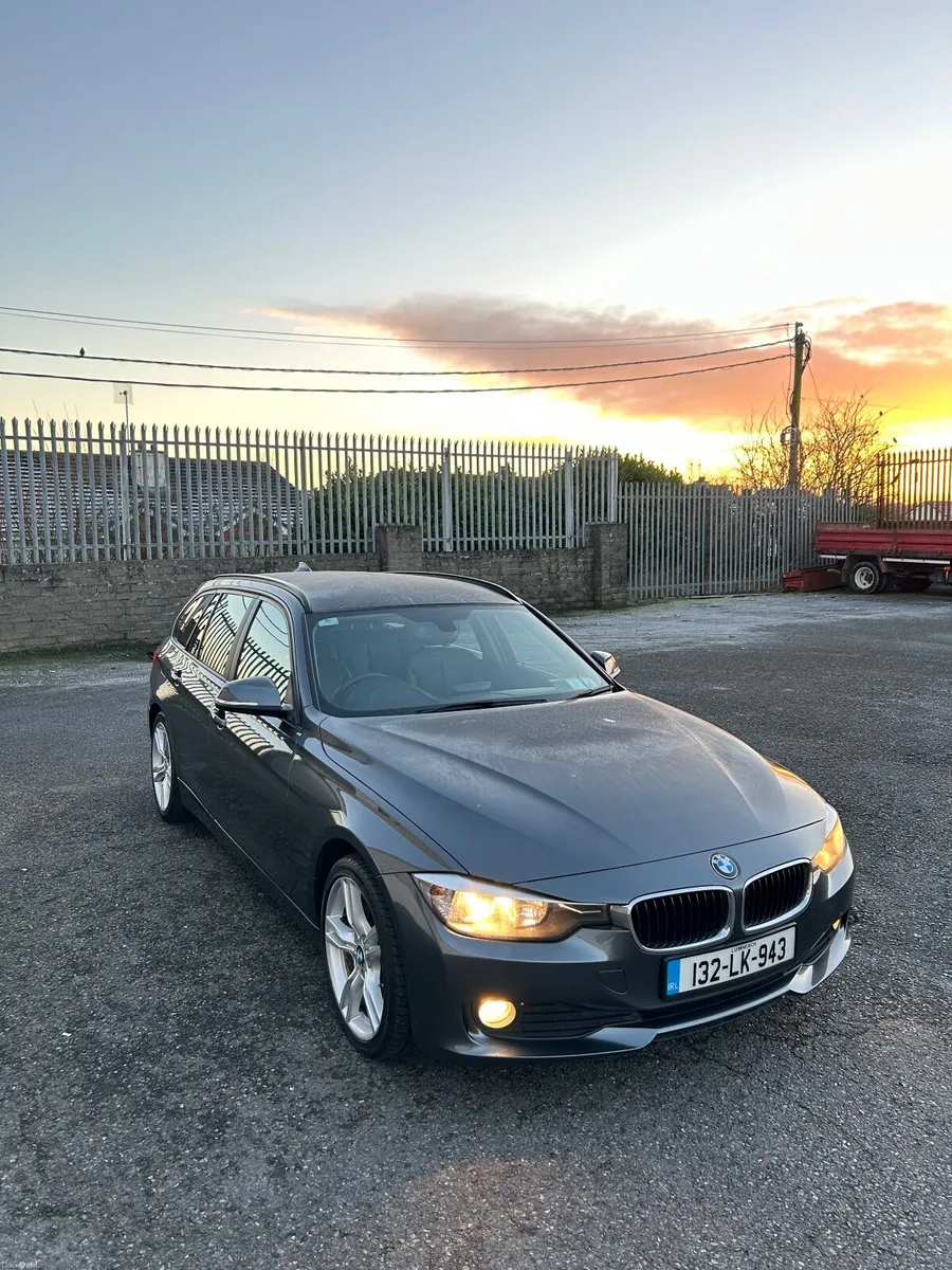 BMW 3-Series 2013 - Image 2