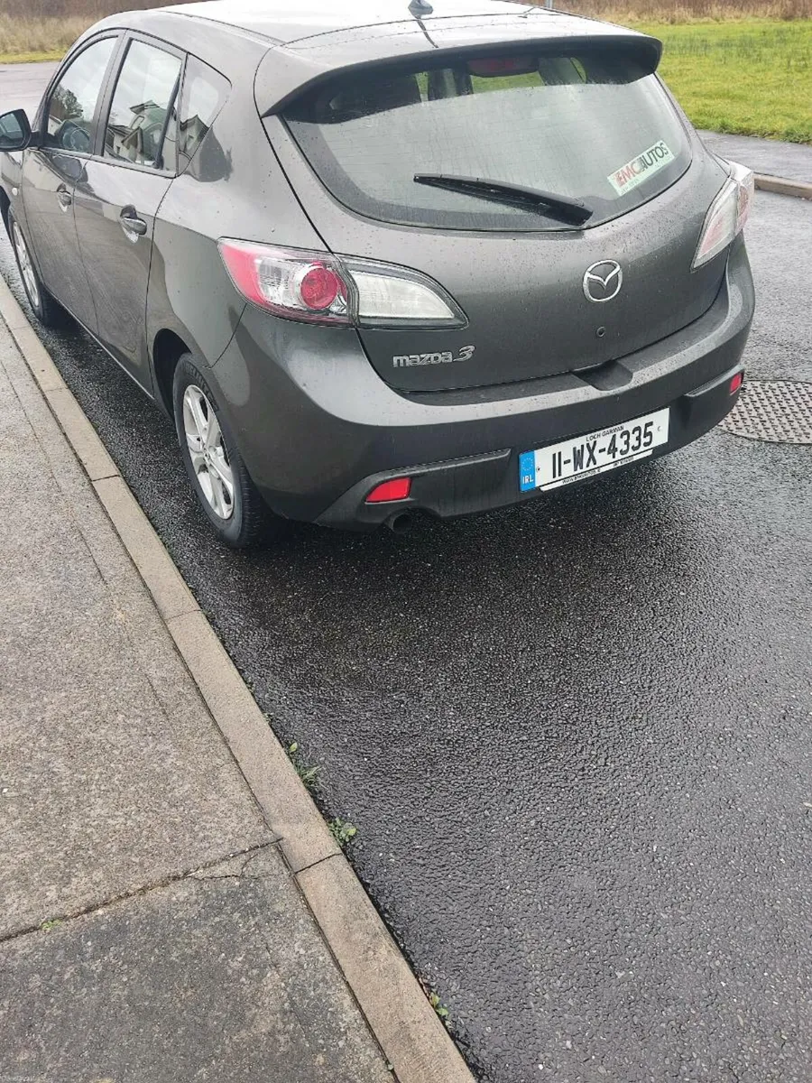 Mazda 3 - Image 2