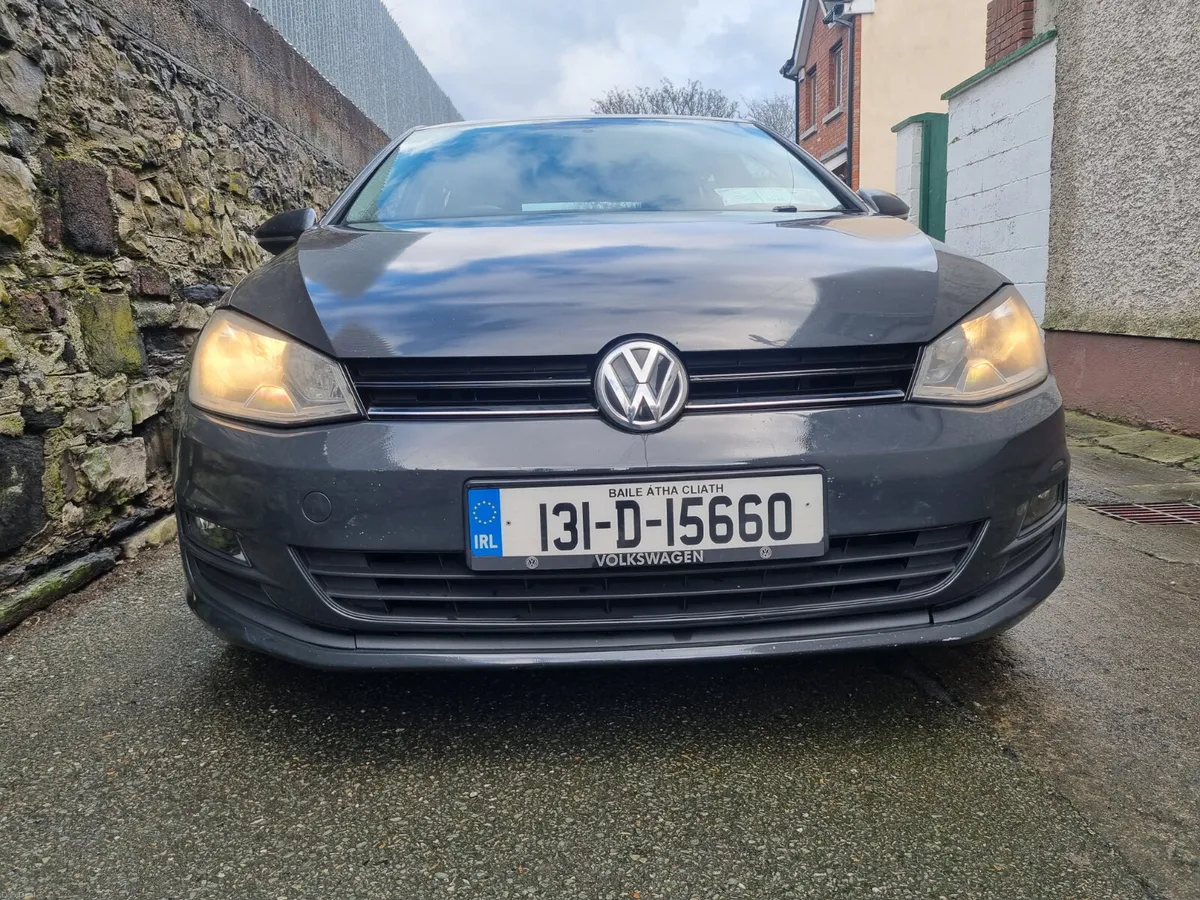 Volkswagen Golf 2013 - Image 2