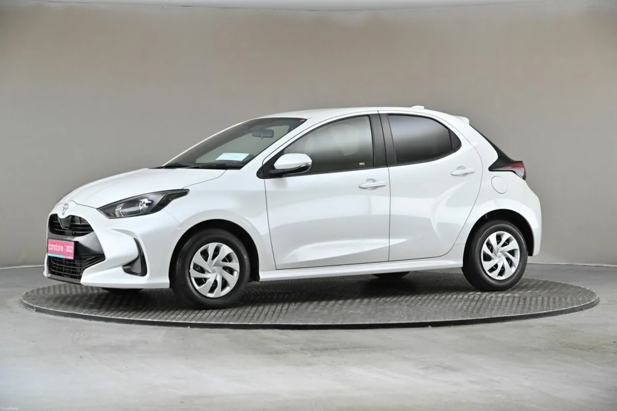 Toyota Yaris 1.0 AUTO PETROL **9"ANDROID CAR PLAYE - Image 4