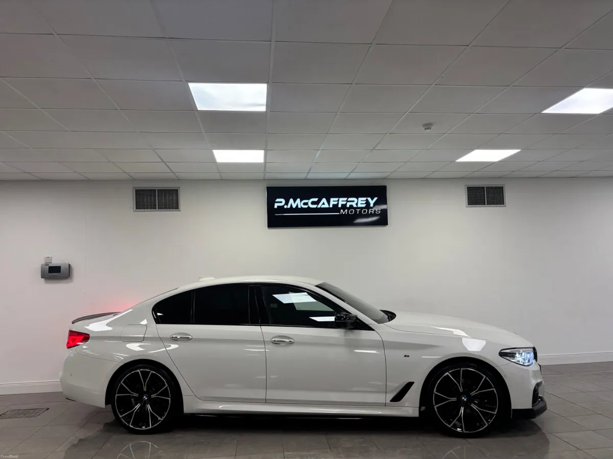 2017 BMW 5 SERIES 2.0 M-SPORT 190 BHP G30 M-PERFOR - Image 2