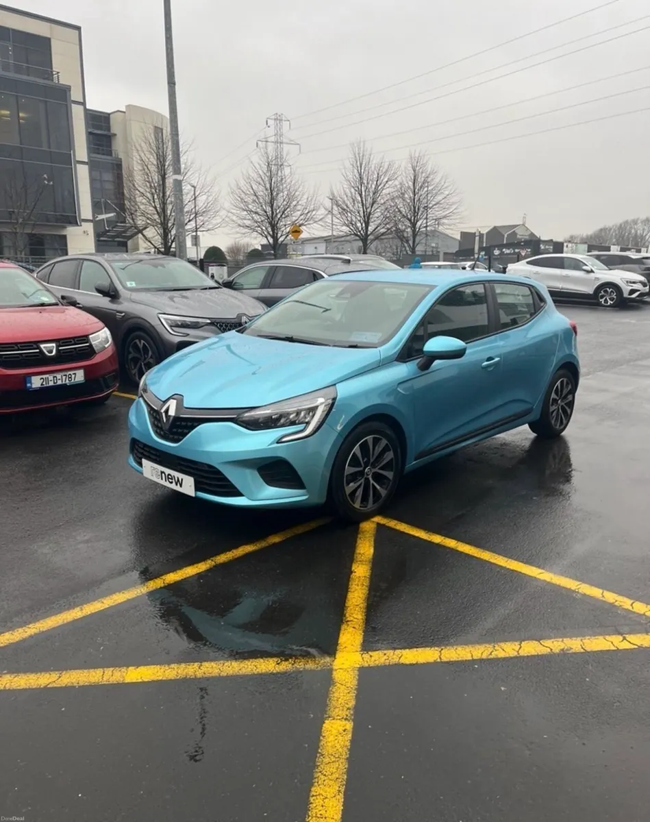 Renault Clio Iconic - Image 1
