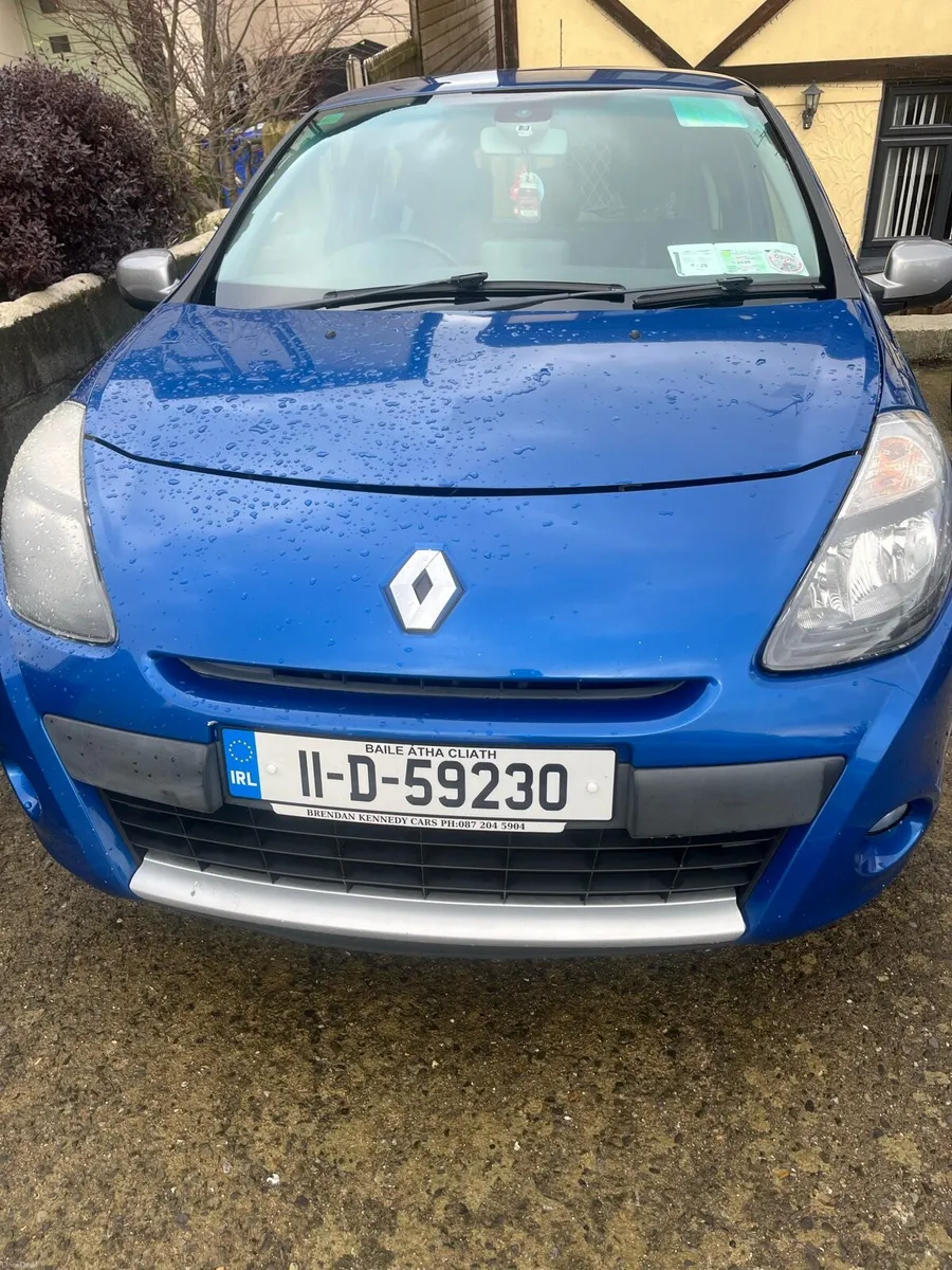 Renault Clio Dynamique TOM 3DR 2011 / Low Milage - Image 1