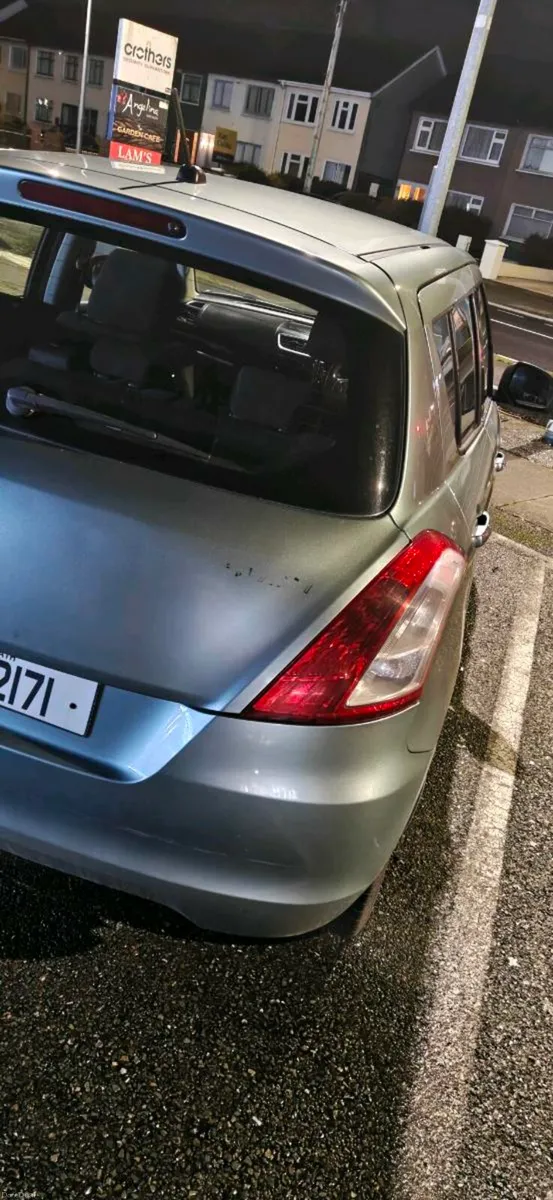 Suzuki Swift - Image 2