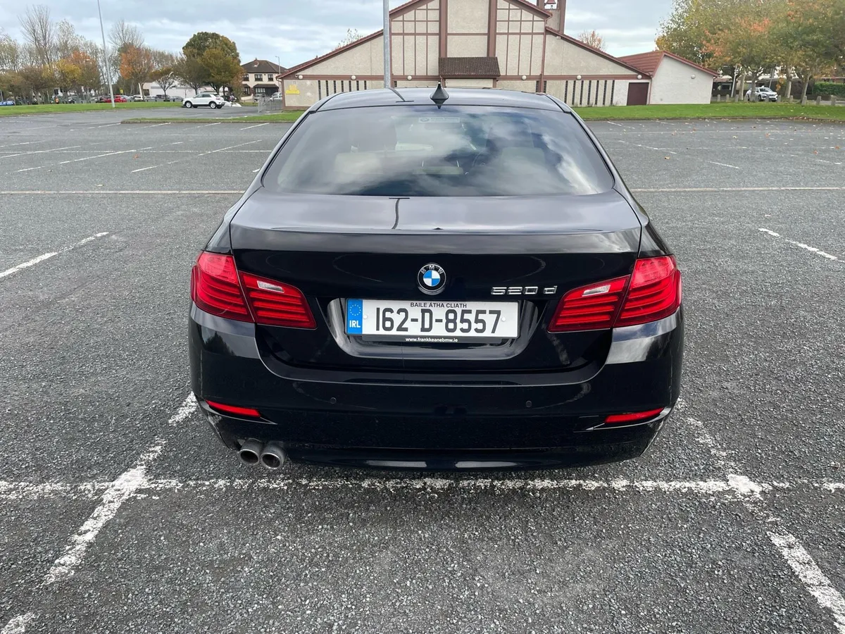 2016 BMW 5 Series - Image 4