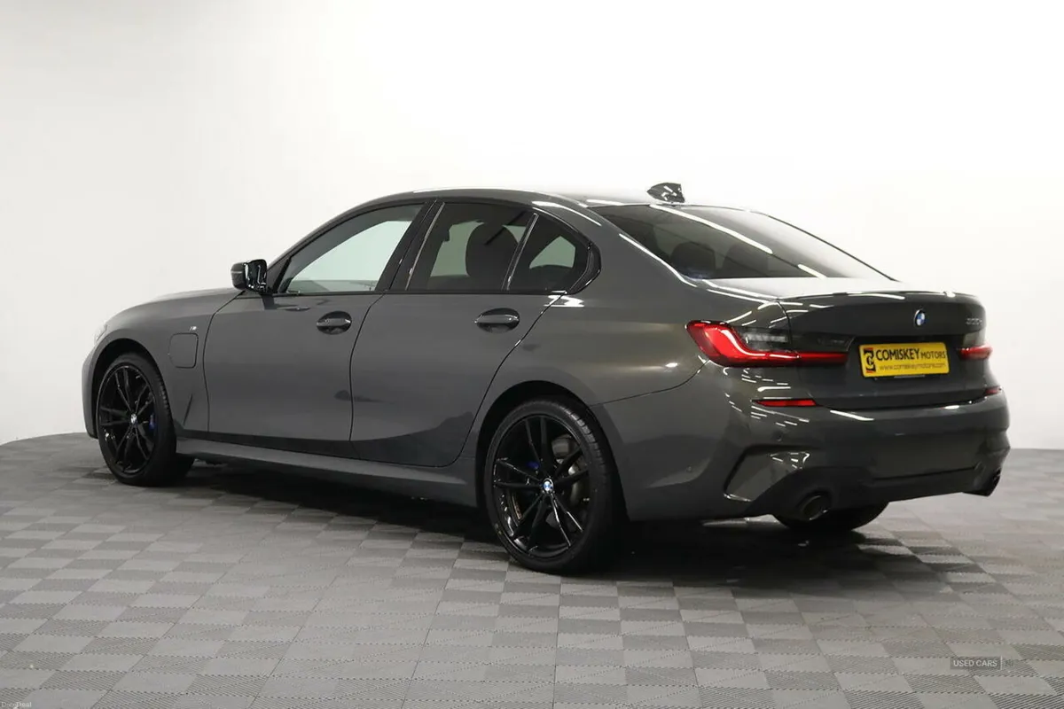 BMW 3-Series 330e M Sport Pro Edition - Image 5