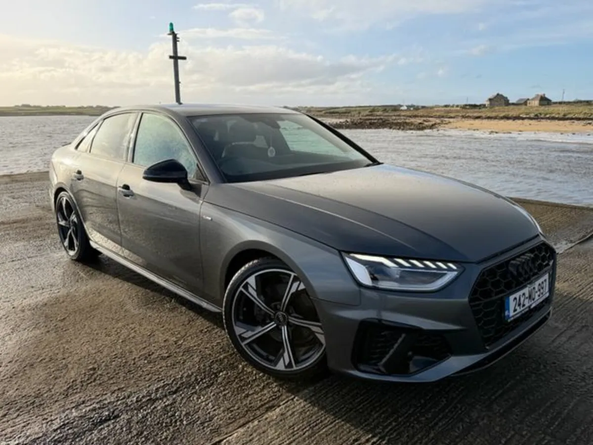 Audi A4 35 TDI Black Edition 163PS - Image 1