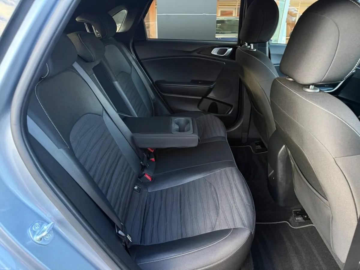 Kia Ceed MY23 1.0HP GTL 5DR - Image 4