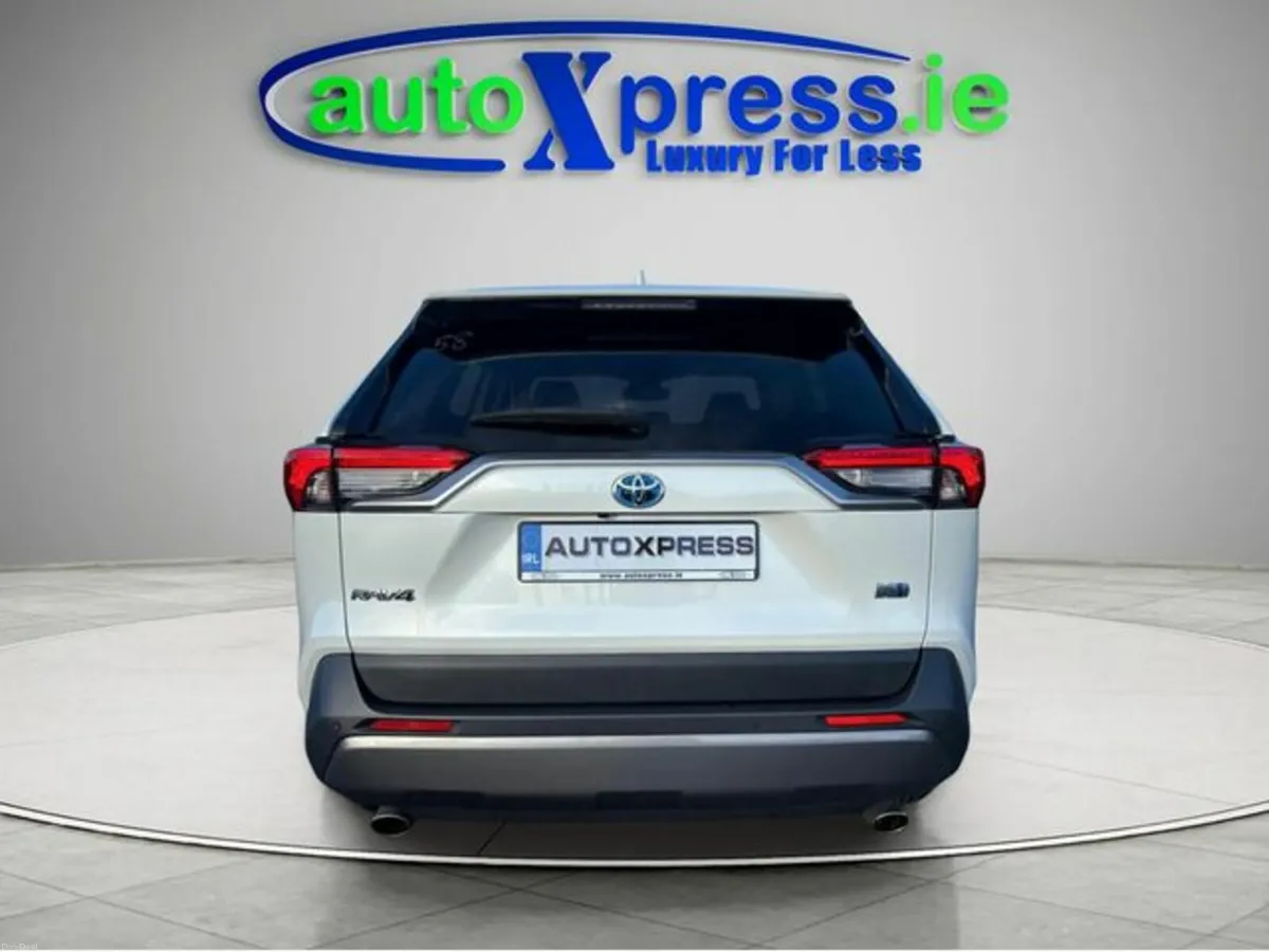 Toyota RAV4 HYBRID G 4WD Automatic - Image 4