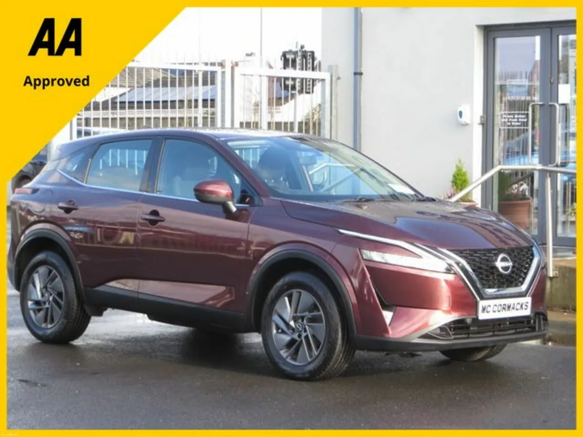 Nissan Qashqai DIG-T ACENTA PREMIUM - Image 1