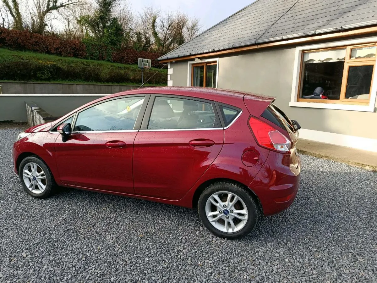 Ford fiestas 2014 142.NCT 12/26 - Image 3