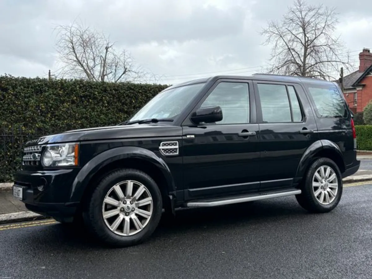 Land Rover Discovery 4 3.0 V6 HSE - HUGE SPEC- LOW - Image 3