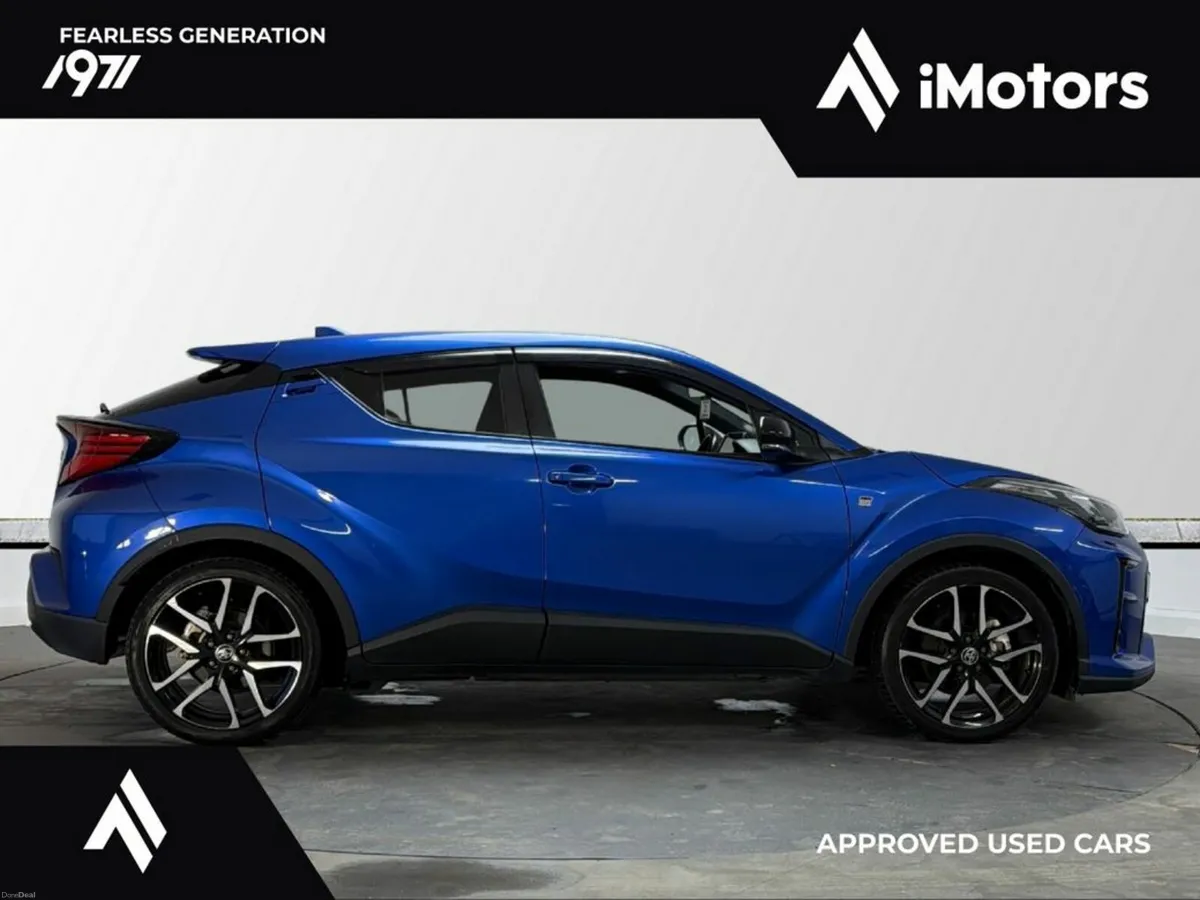 Toyota C-HR GR SPORT HYBRID AUTOMATIC - Image 2