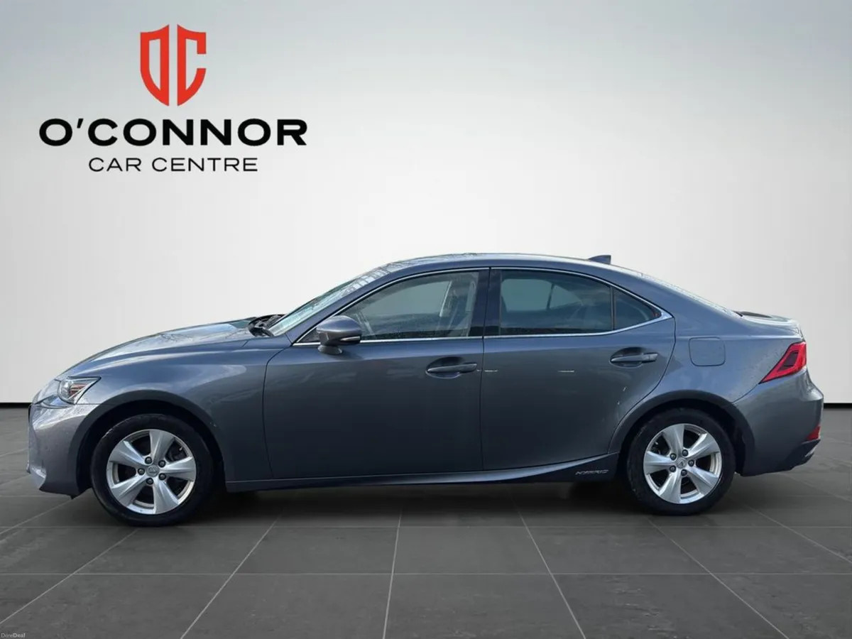 Lexus IS 2.5 - Image 3