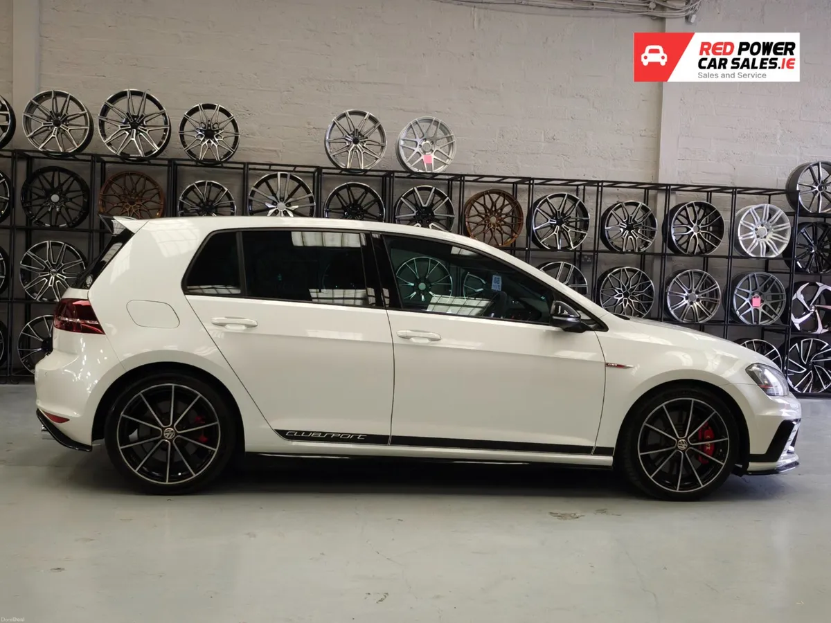 Golf GTI Clubsport//LOW KMs - Image 4