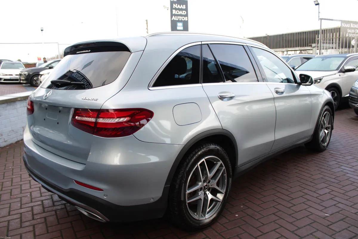GLC220D 4MATIC AMG SPORT 5DR ESTATE AUTOMATIC // A - Image 4