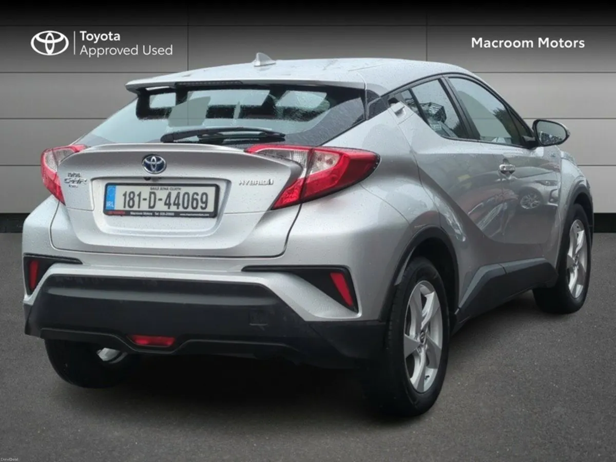 Toyota C-HR C-HR HYBRID LUNA - Image 2