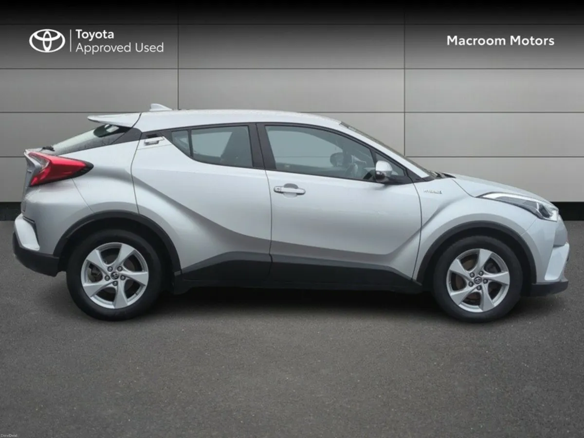 Toyota C-HR C-HR HYBRID LUNA - Image 3