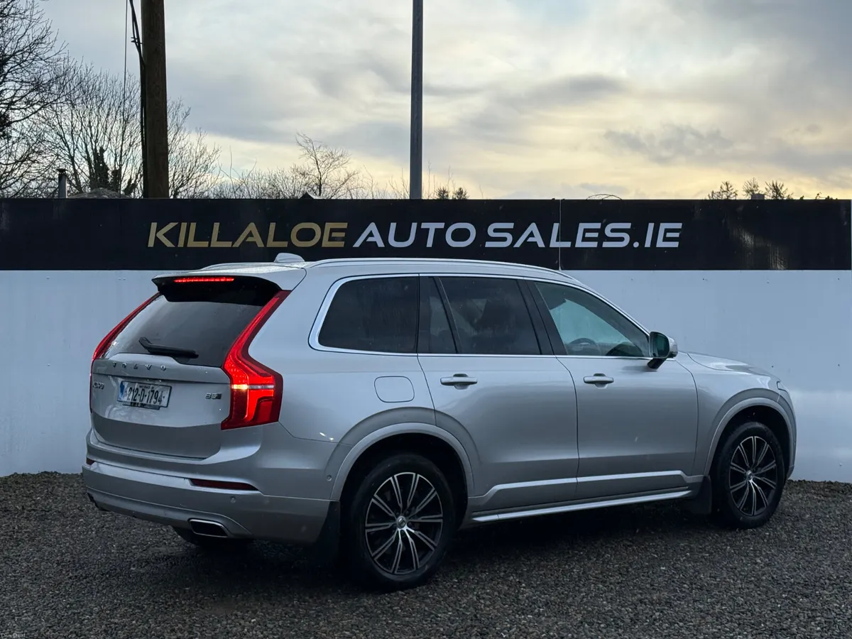 Volvo XC90 2.0D Momentum 235HP AWD 7 Seat Auto - Image 4