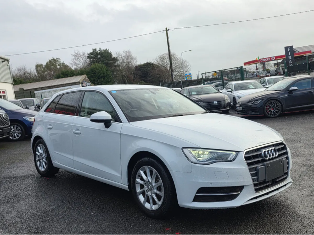 Audi A3 1.4 TFSI AUTOMATIC PRIVACY GLASS REVERSING - Image 3