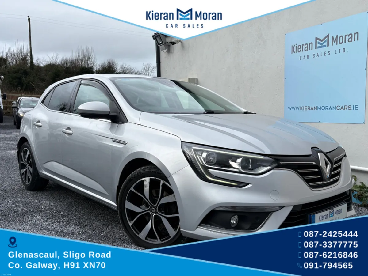 Renault Megane ICONIC 5DR - Image 3