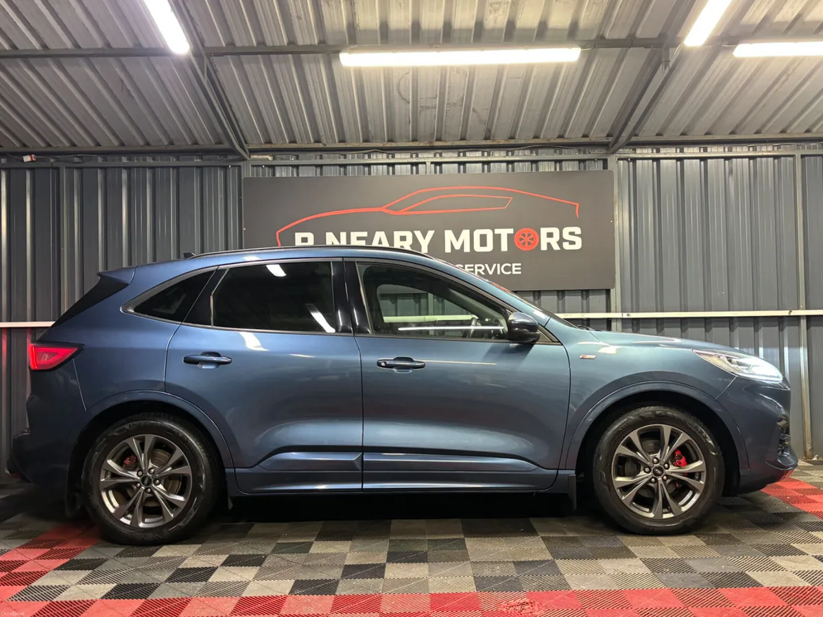 2020 202 Ford Kuga ST-Line Diesel Manual - Image 3