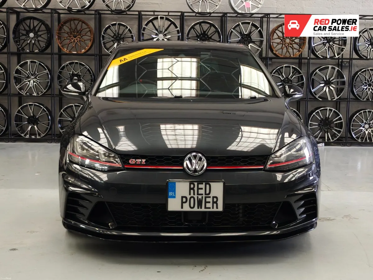 Golf GTI Clubsport Street Edition//LOW KMs - Image 4