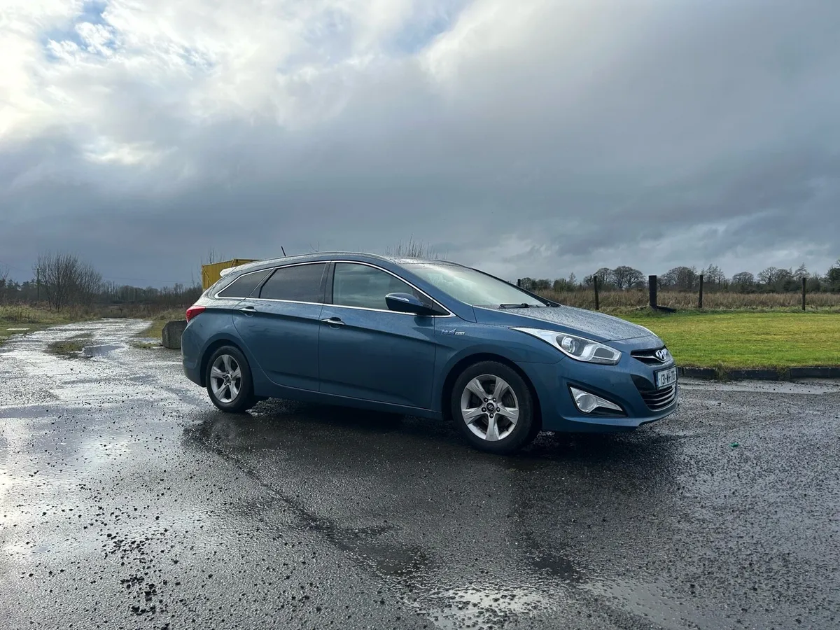 2013 Hyundai i40 1.7 diesel Blue drive - Image 1