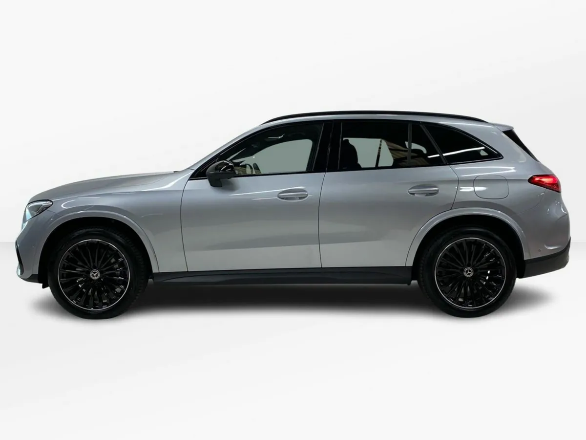 Mercedes-Benz GLC GLC 300 e Urban Edition MATIC - Image 5