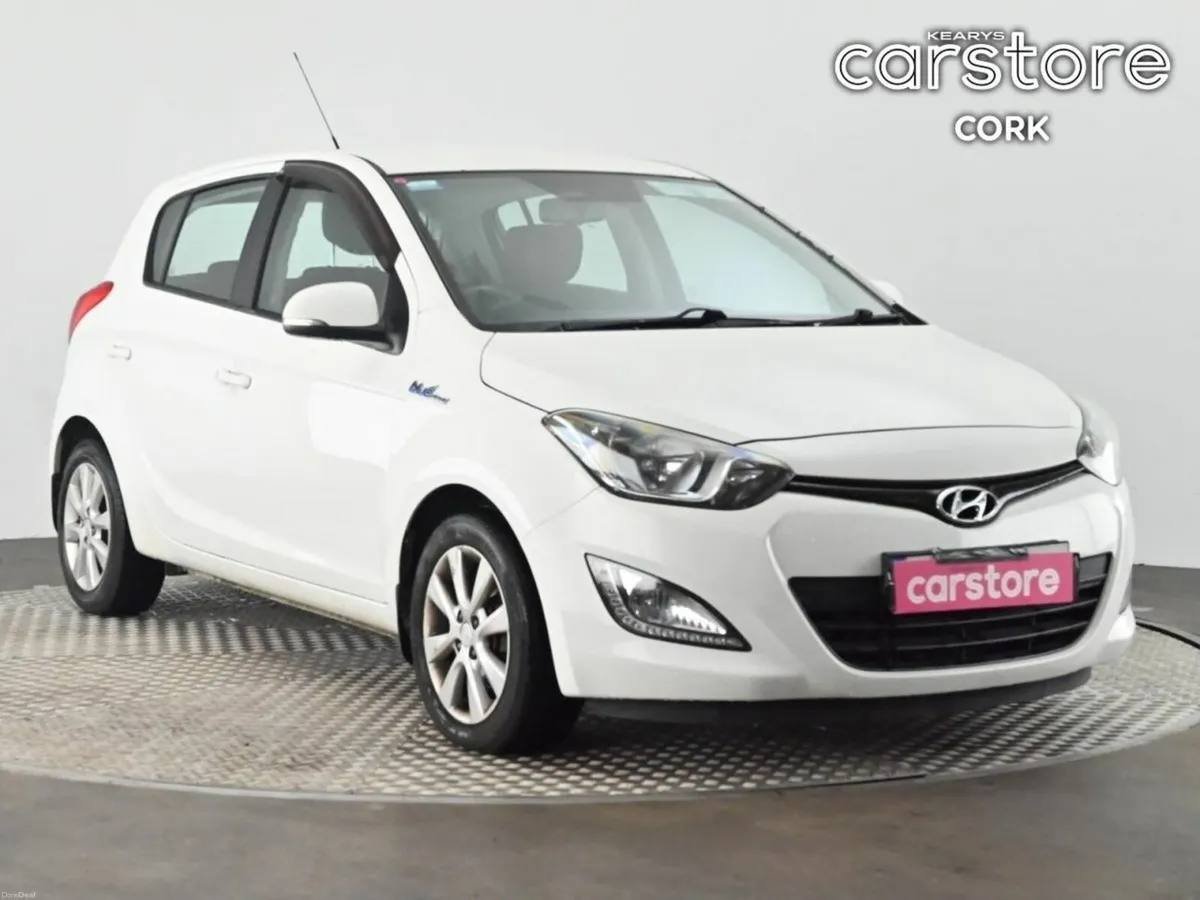 Hyundai i20 1.2 Premium - Image 1