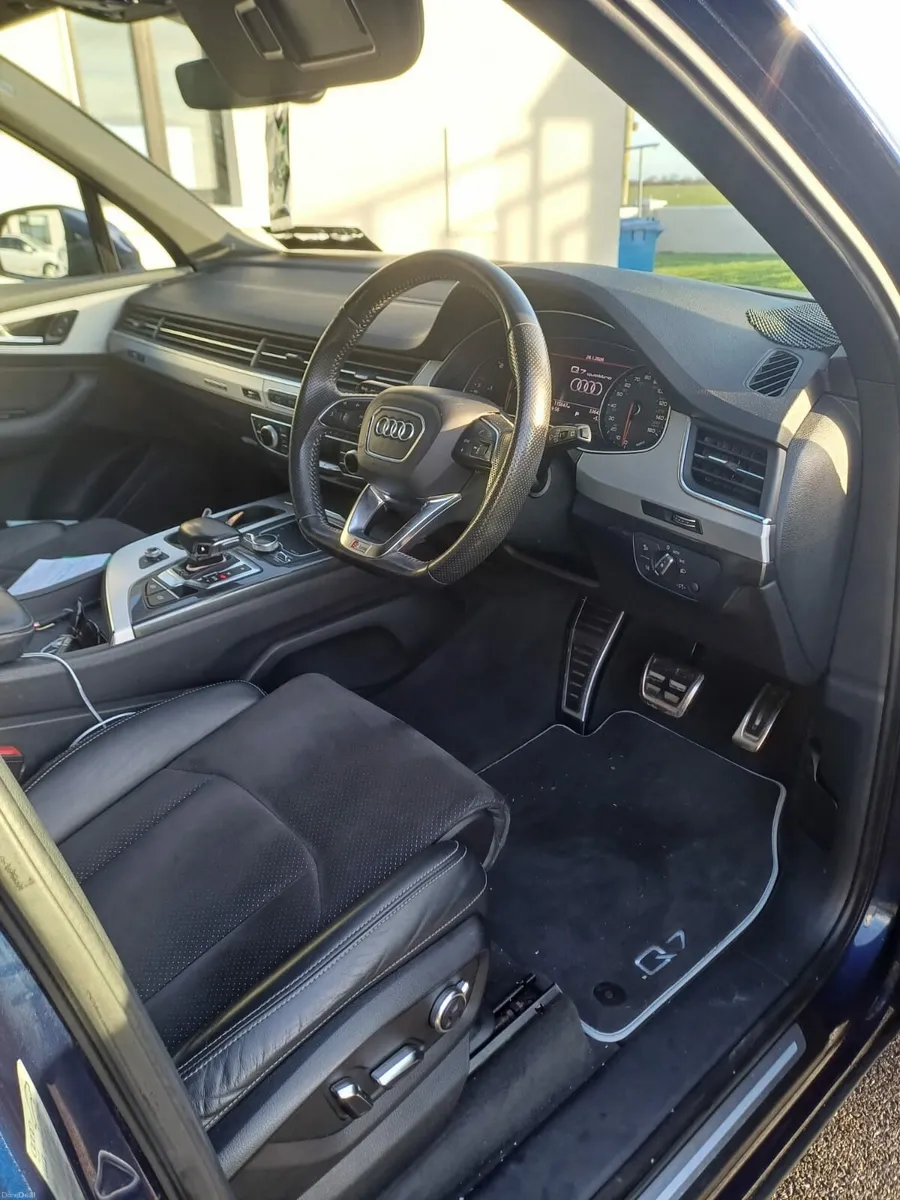 AUDI Q7 Diseal - Image 6
