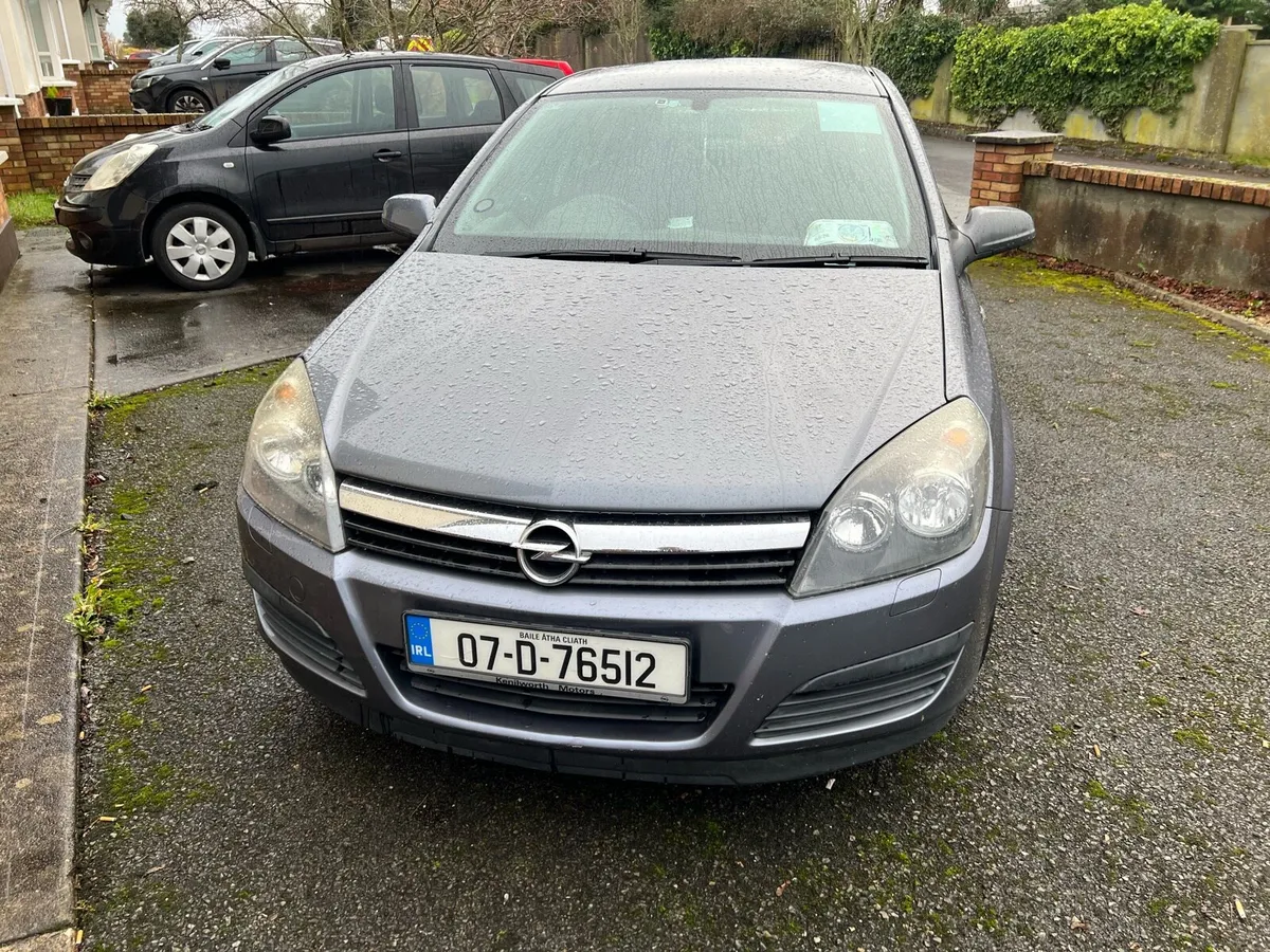Opel Astra 1.4 2007 - Image 1
