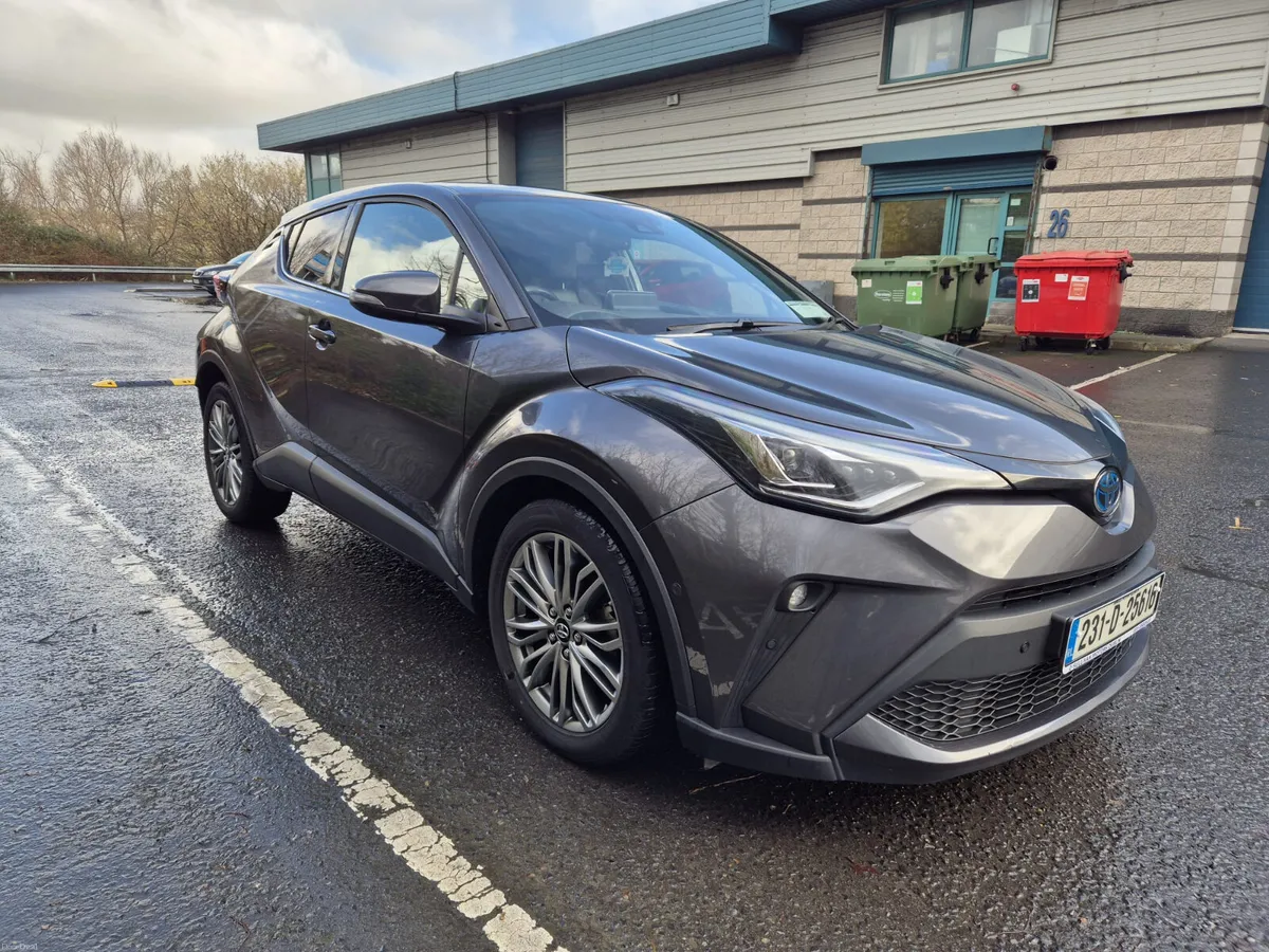 Toyota C-HR / 2023 / 1.8 Petrol Hybrid / Auto /NCT - Image 4
