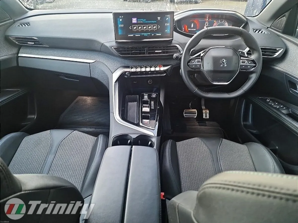 Peugeot 3008 ** LOW LOW MILEAGE ** CRUISE CONTROL - Image 2